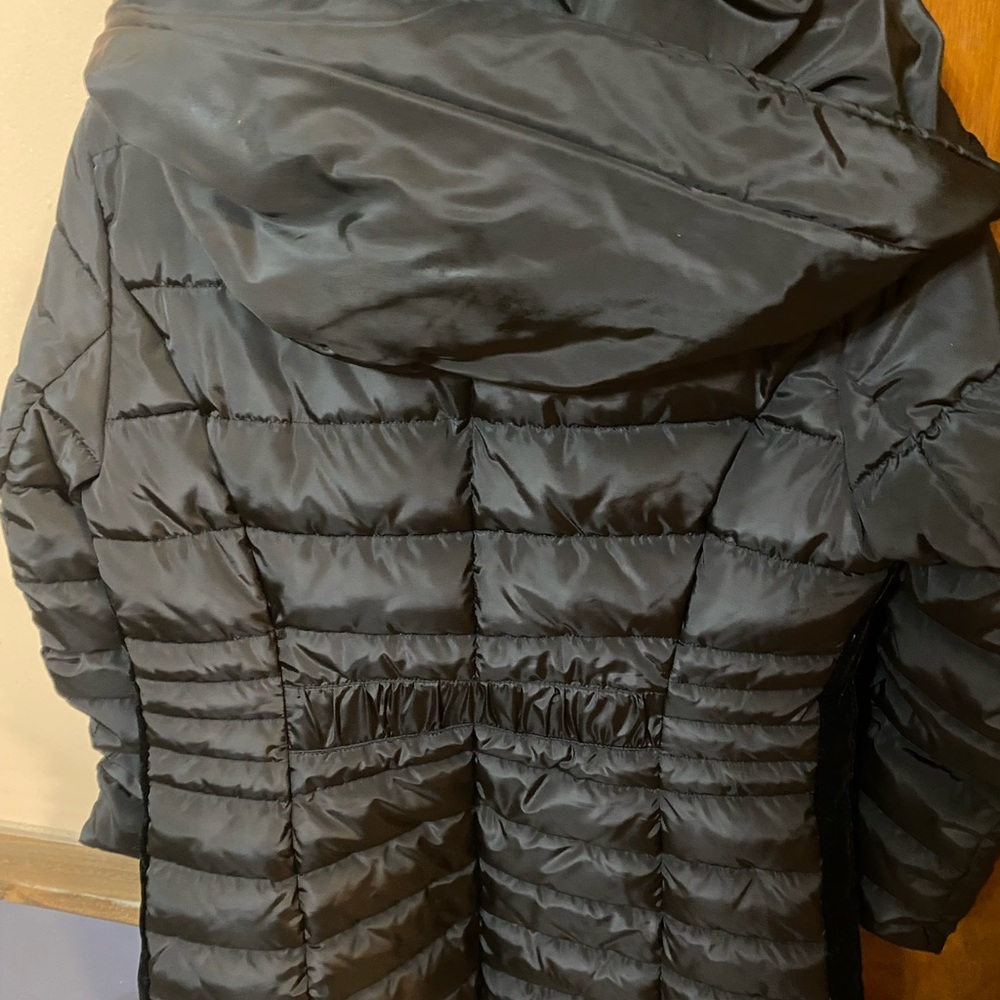 Coat - Picture 4 of 4